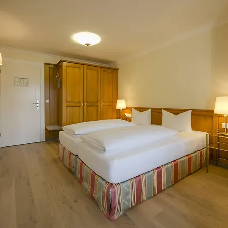Sailer Hotel