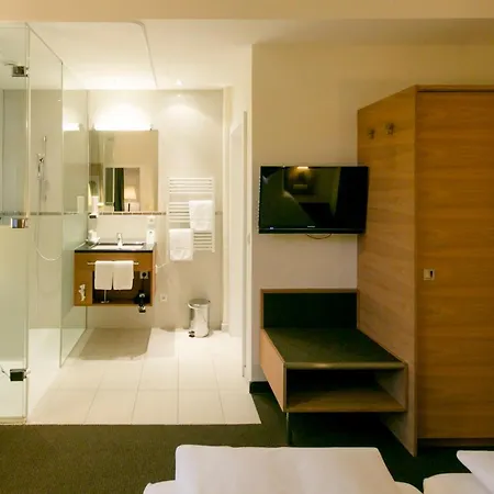 Sailer Hotel